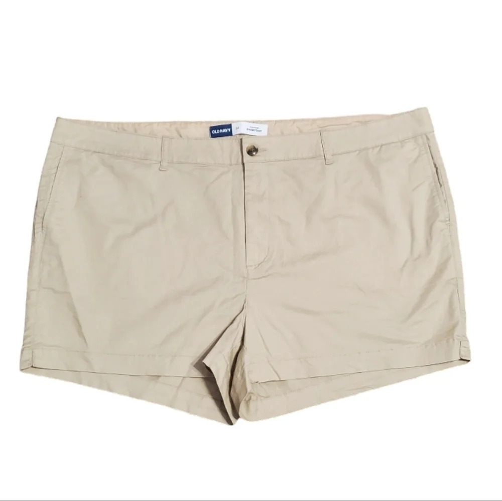 NWOT Old Navy Women's High Rise Everyday Khaki Shorts 24